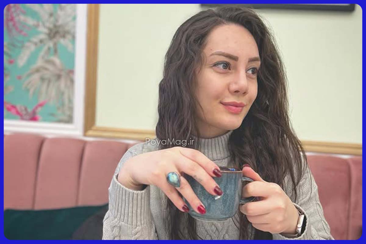 نیلوفر مولایی