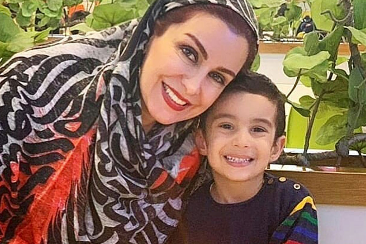 پرواز پسر ماه چهره خلیلی