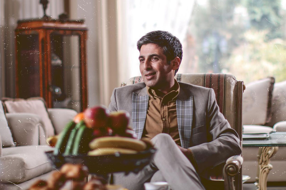 سریال بر سر دوراهی