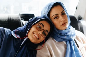 بازیگران فیلم مجرد ها