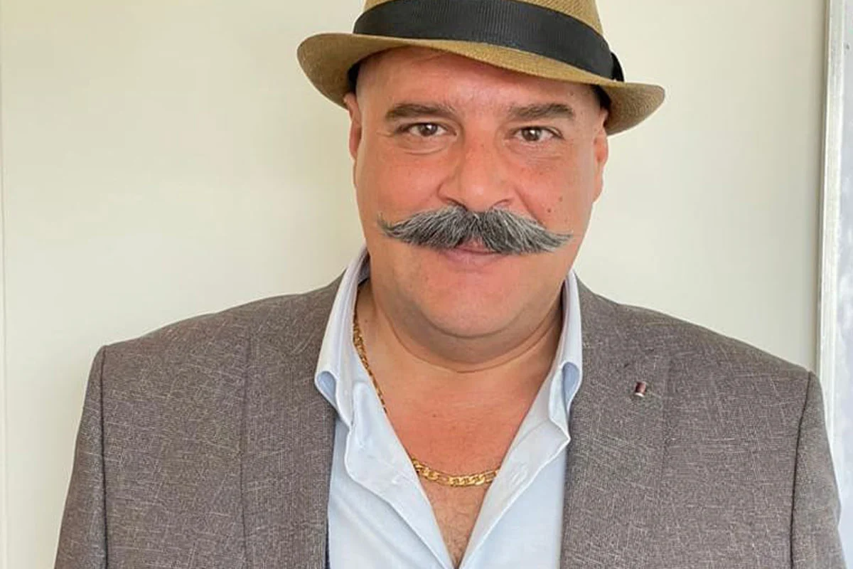 هومن برق نورد