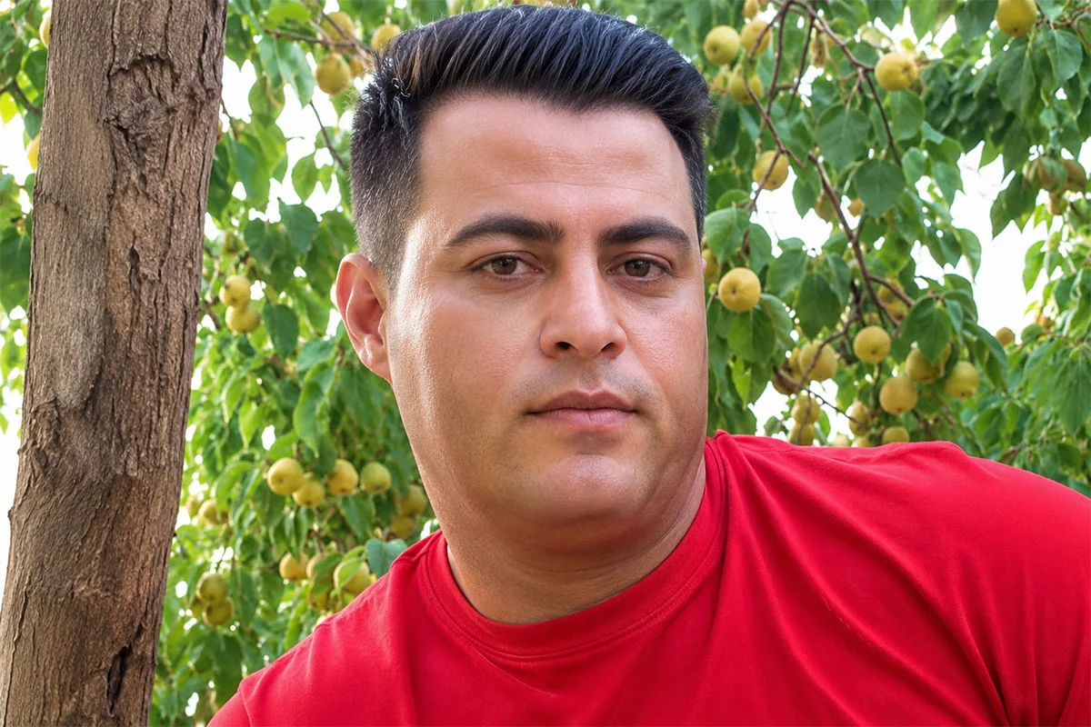 مجید آدینه